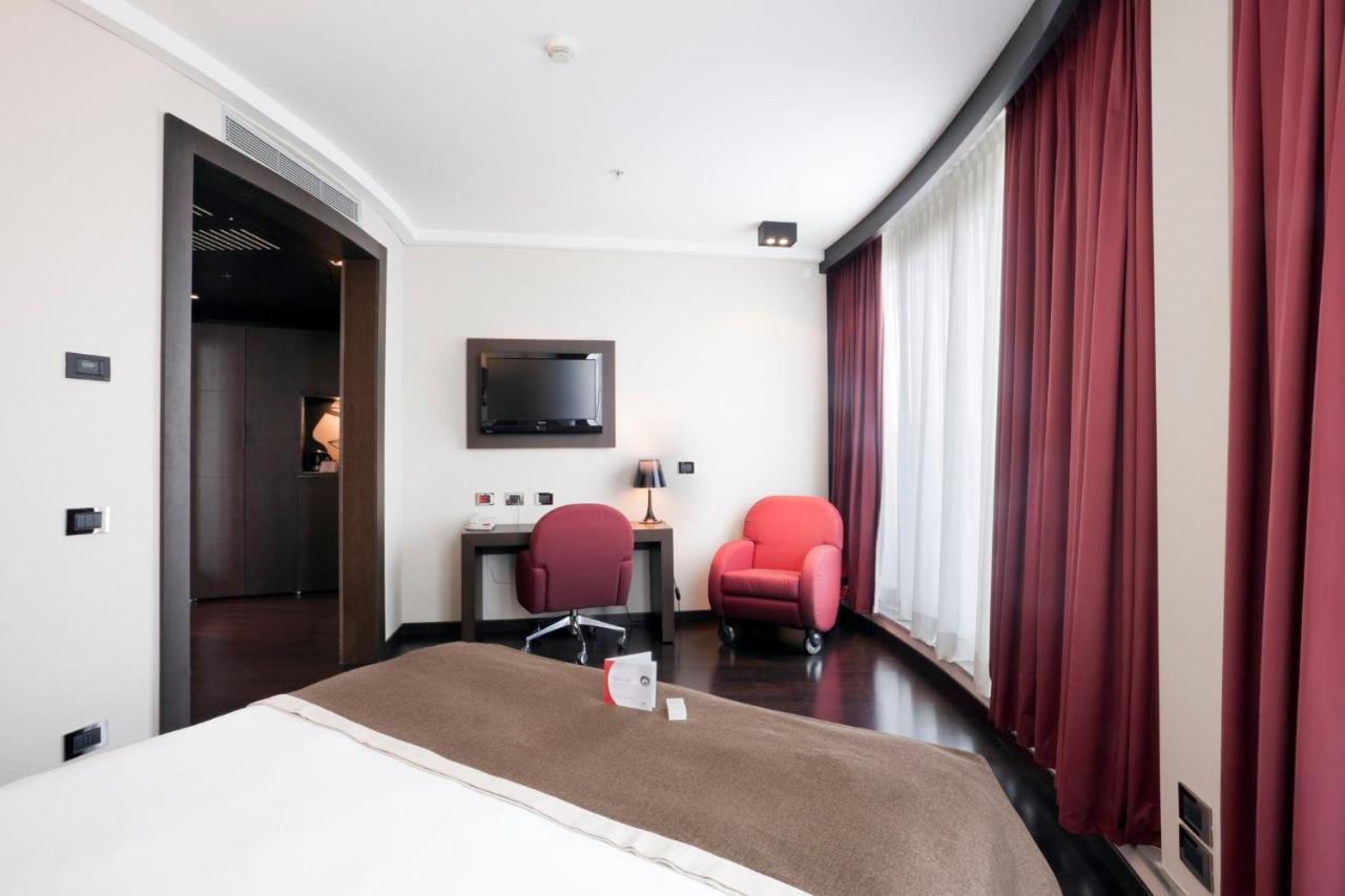 Crowne Plaza Milan City By Ihg Exteriér fotografie
